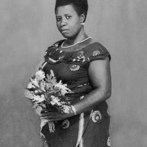 Meet your Posher, Clovis